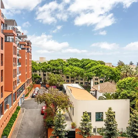 Apartamento T1 No Funchal شقة *