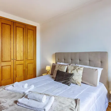 Apartamento T1 No Funchal *
